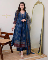 *NEW product LUNCHING super hit   hai dimand product Beutiful Suit Set*